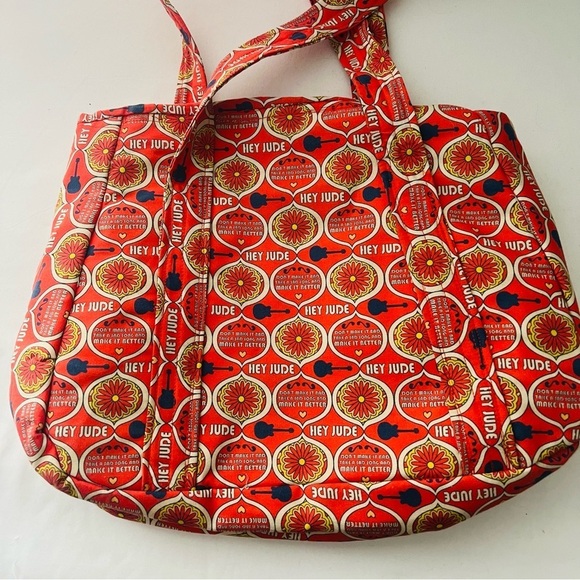 Hey Jude Women’s Red Multicolored Geometric Tote Shoulder Bag All Over Patterned - Picture 4 of 9